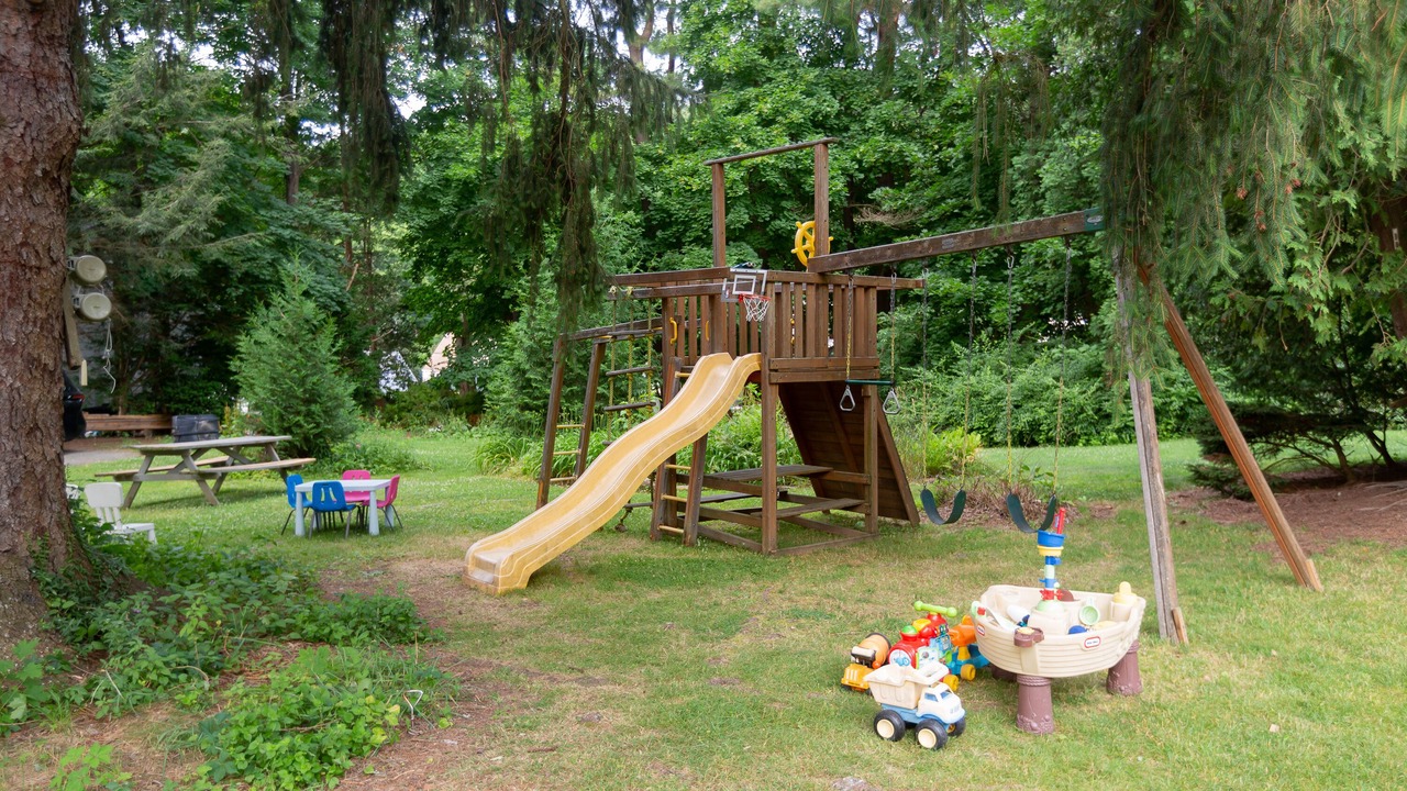 Photo of Others in Thomaston