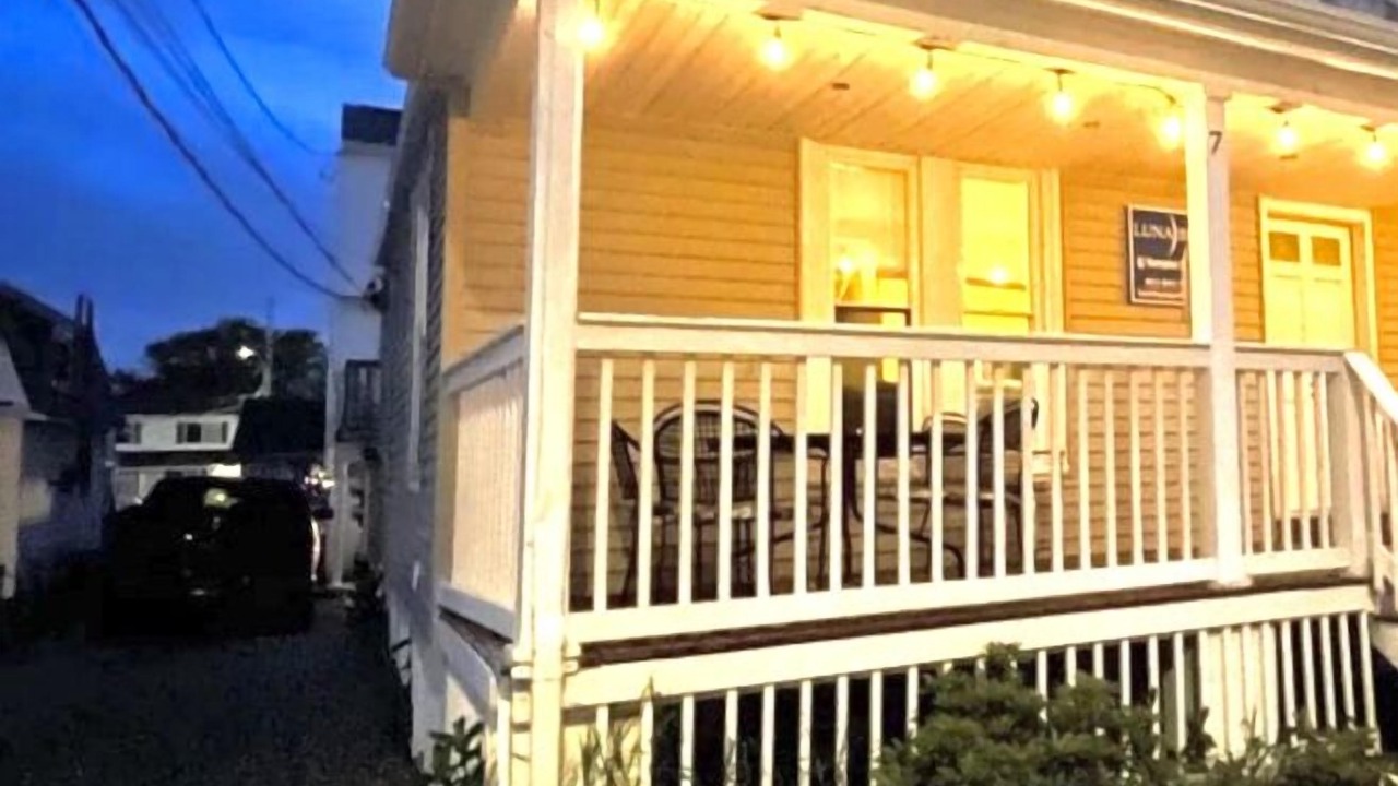Photo of Outdoor in Hampton