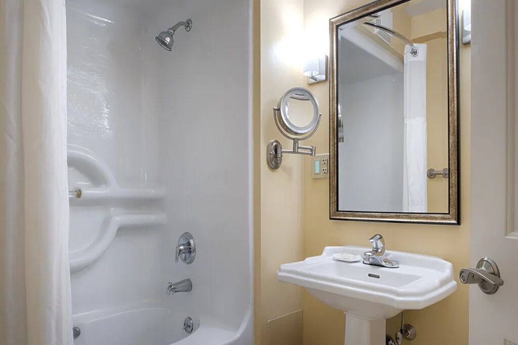 Photo of Bathroom in The Point