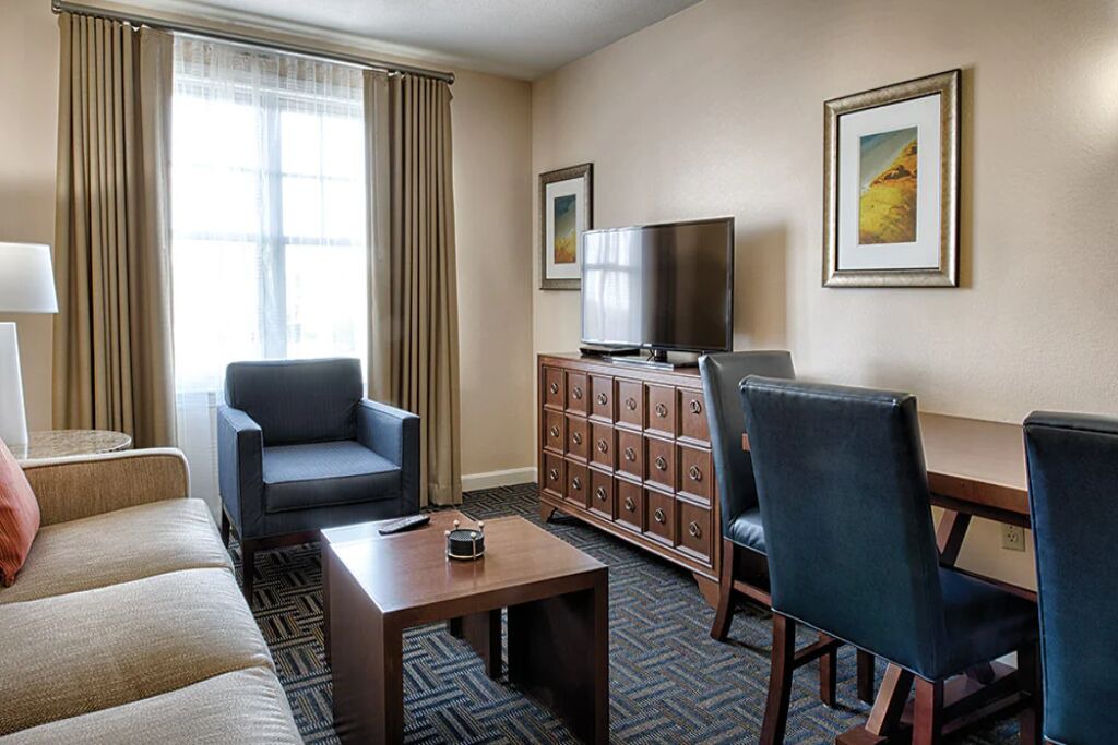 Photo of Livingroom in The Point
