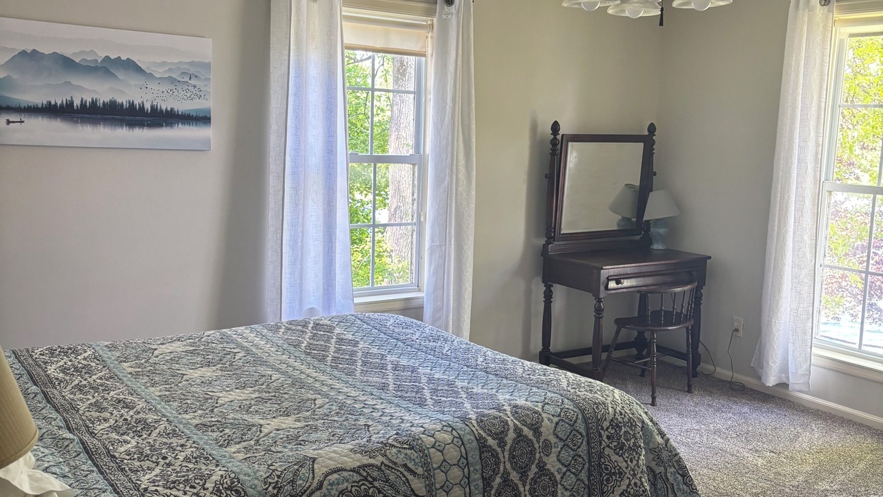Photo of Bedroom in Castleton