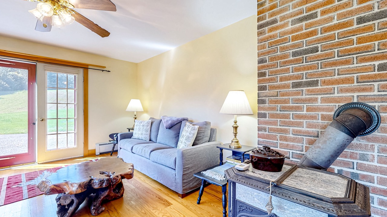 Photo of Livingroom in Wardsboro