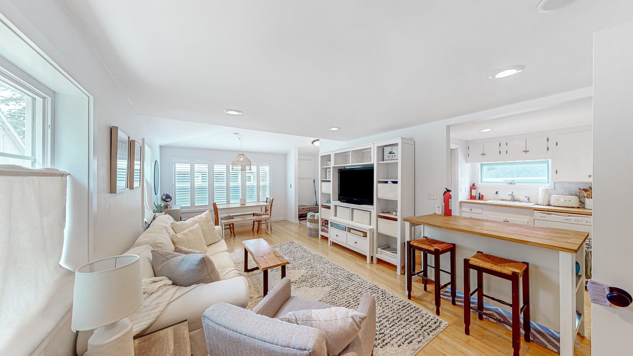 Photo of Livingroom in Meredith