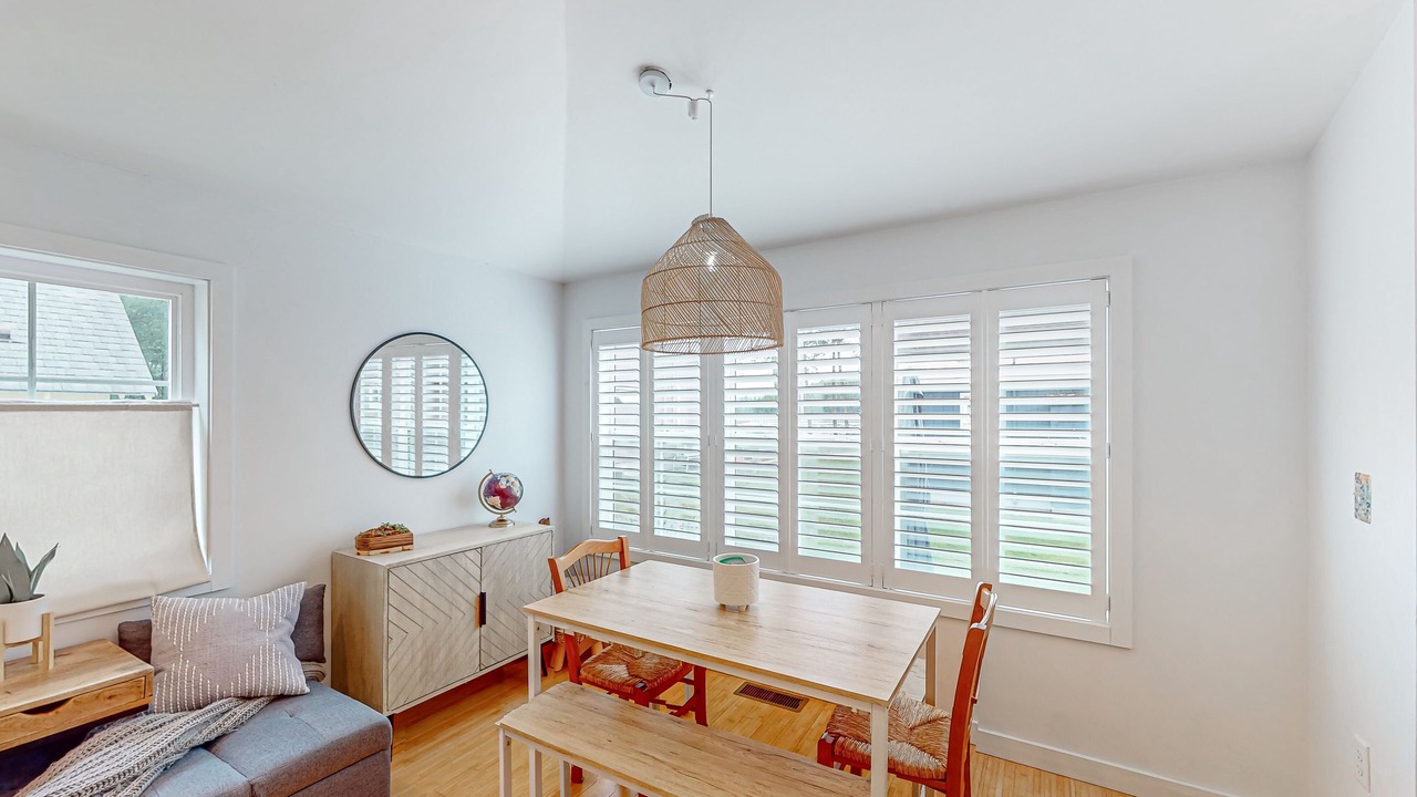 Photo of Livingroom in Meredith