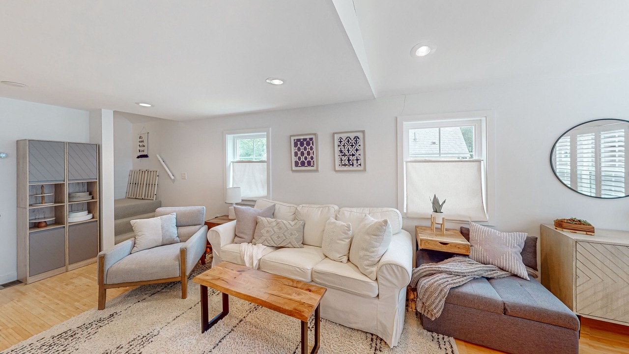 Photo of Livingroom in Meredith