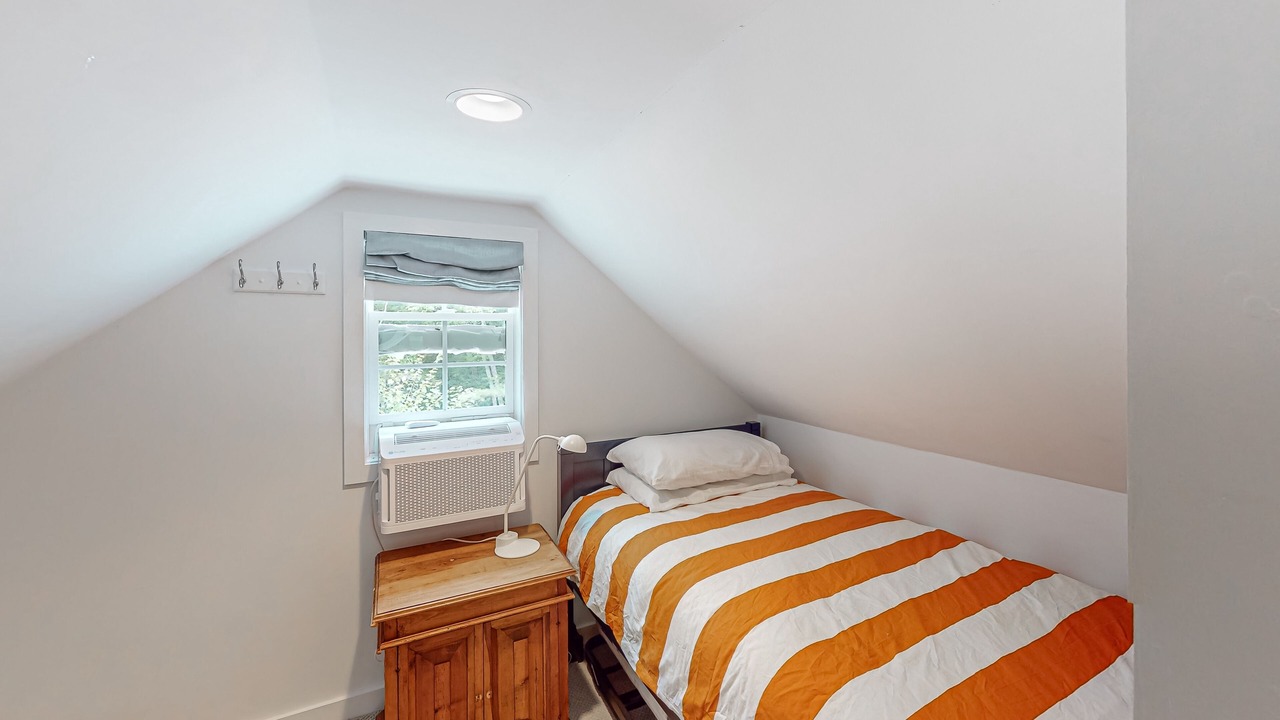 Photo of Bedroom in Meredith