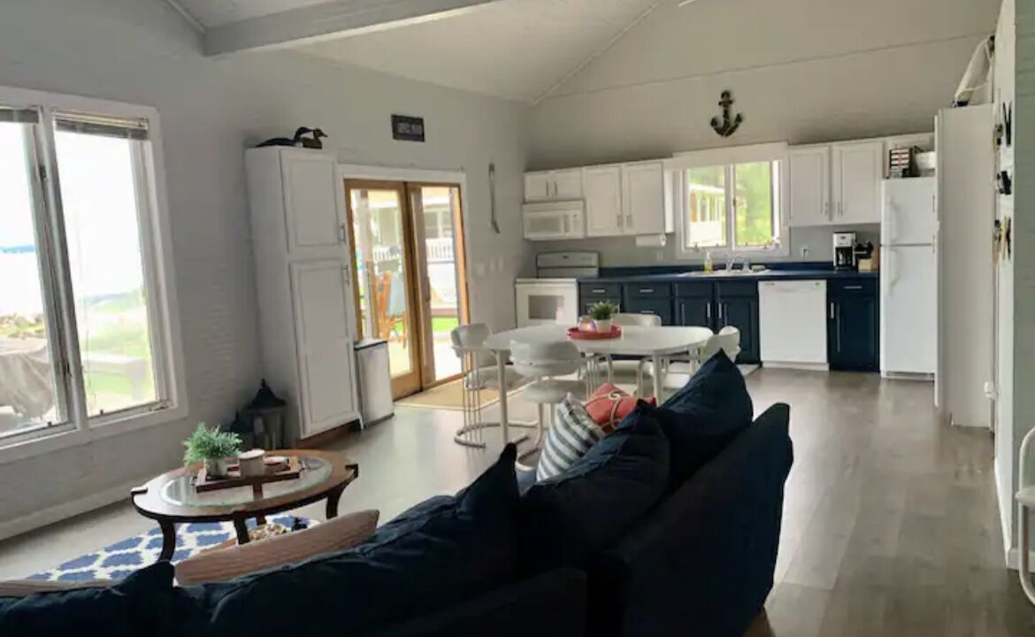 Photo of Livingroom in Grenell