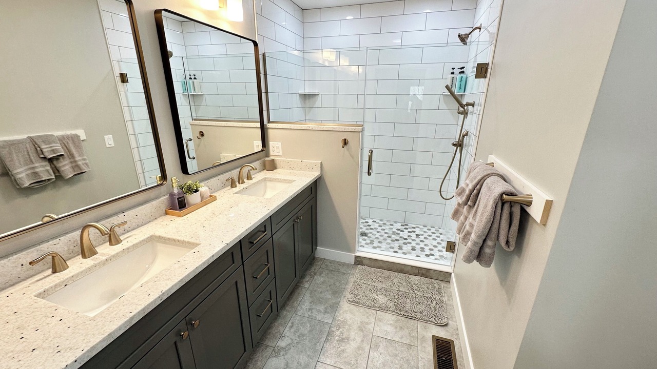 Photo of Bathroom in Bartlett