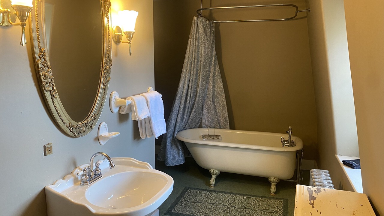 Photo of Bathroom in Jamestown