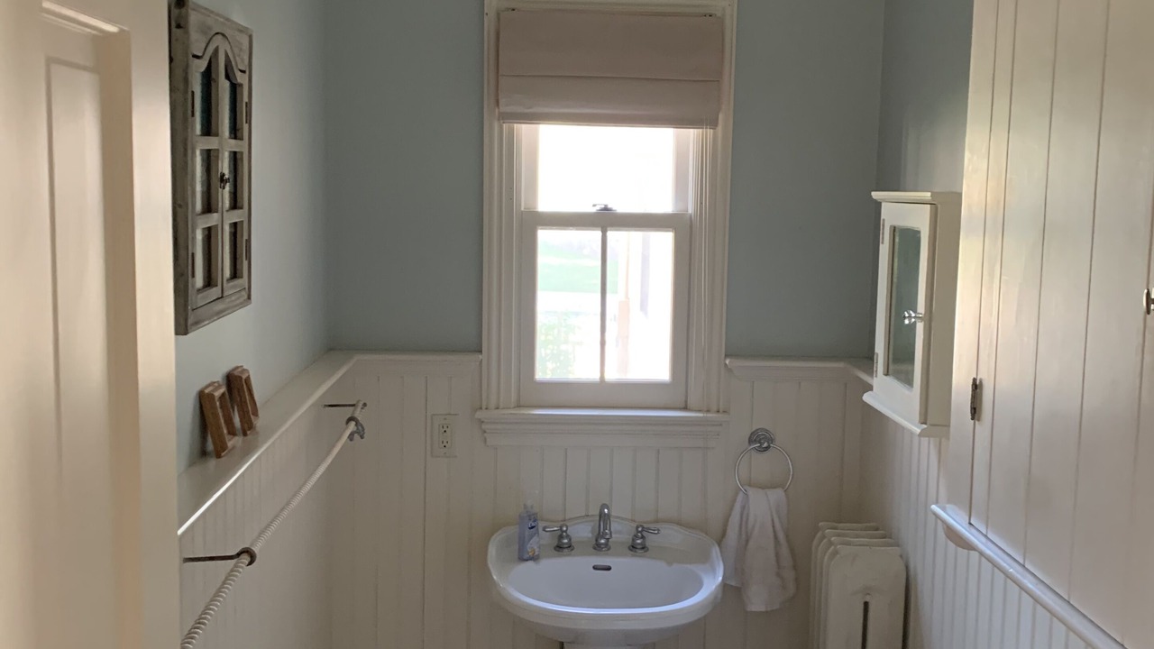 Photo of Bathroom in Jamestown