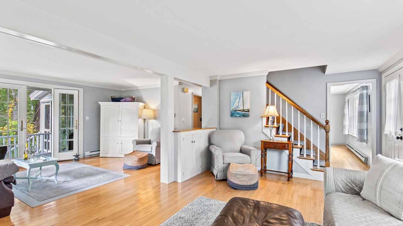 Photo of Livingroom in York Harbor