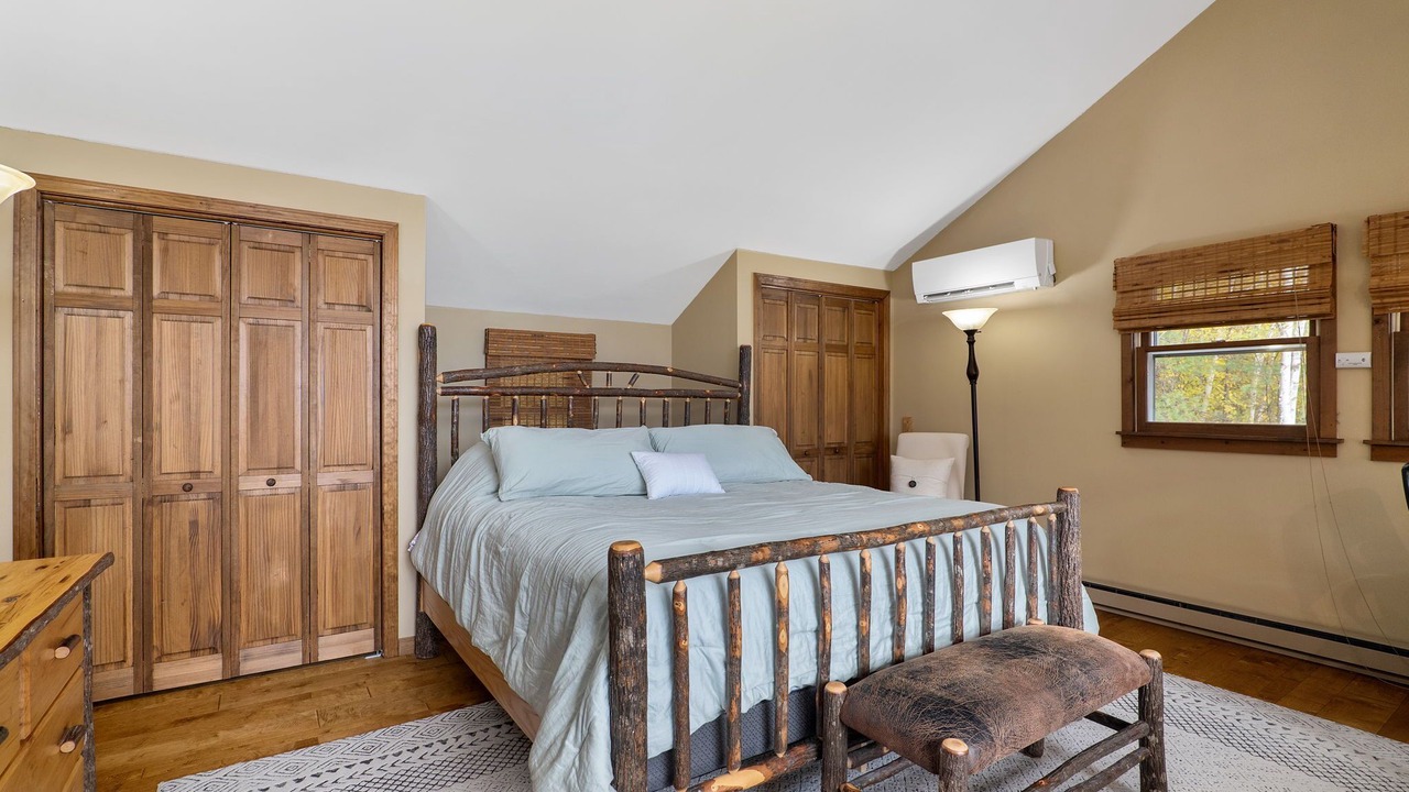 Photo of Bedroom in Bolton Landing