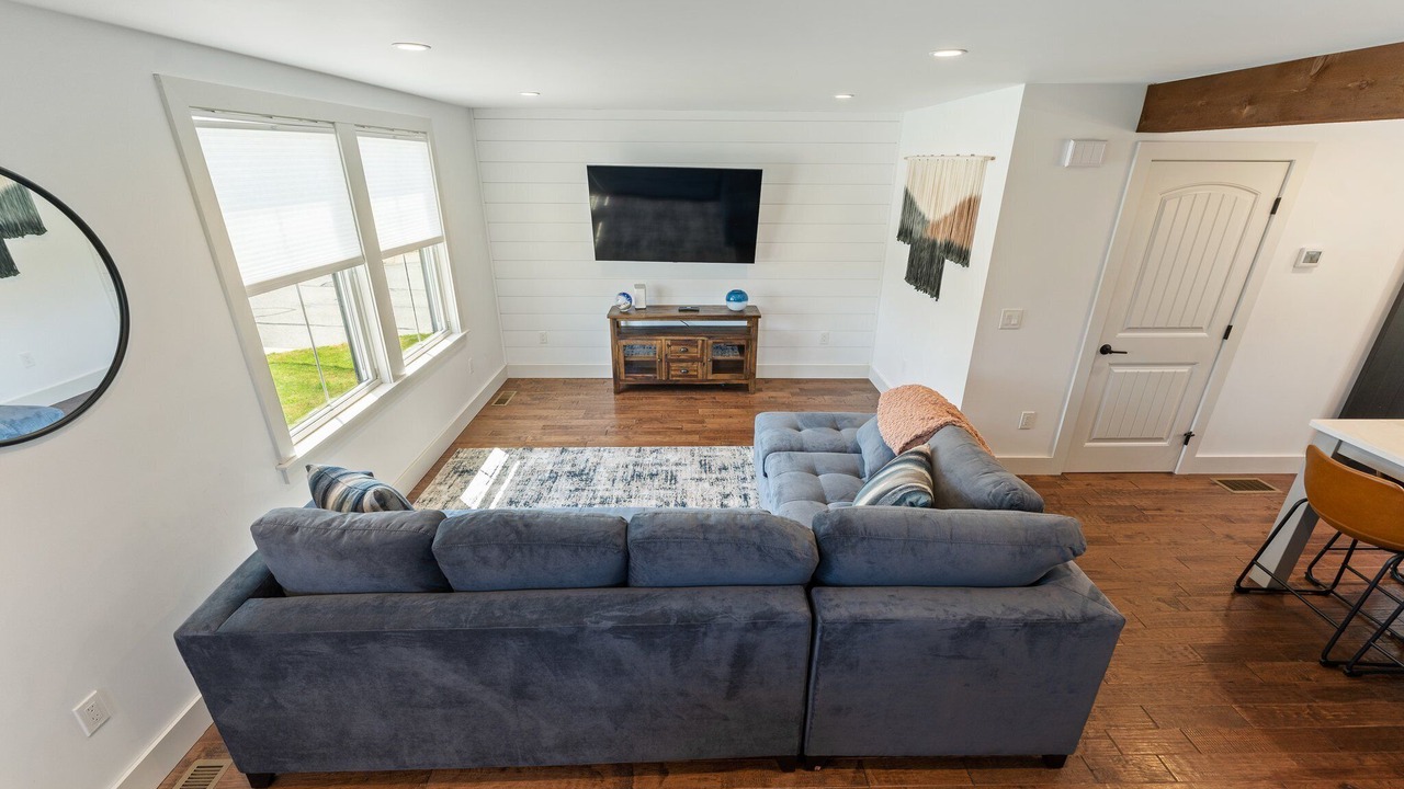 Photo of Livingroom in Narragansett
