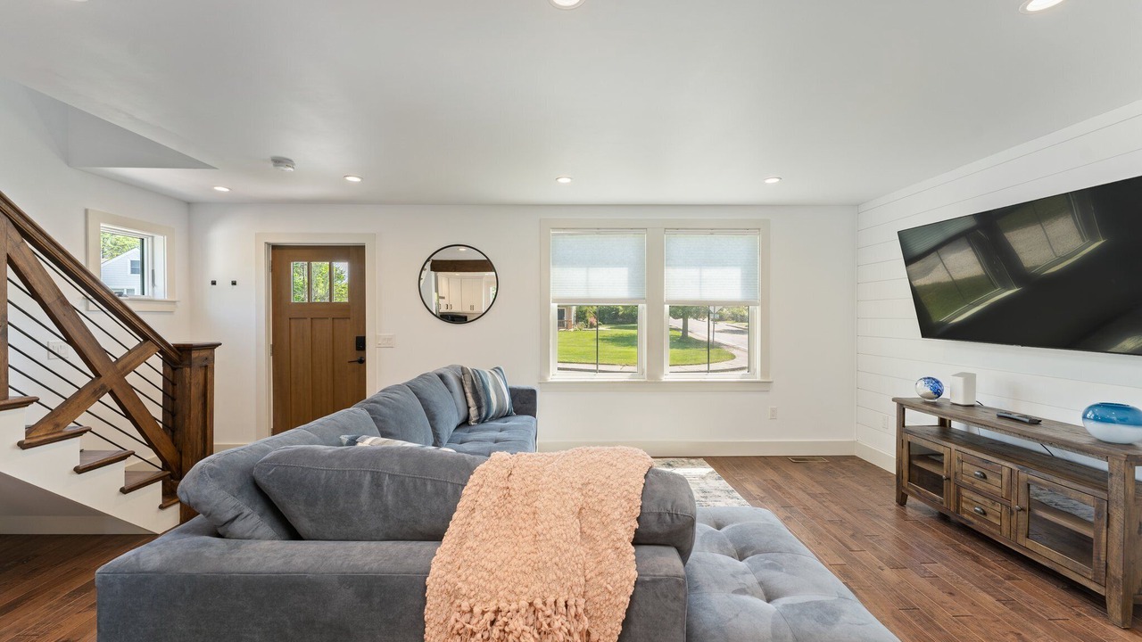 Photo of Livingroom in Narragansett