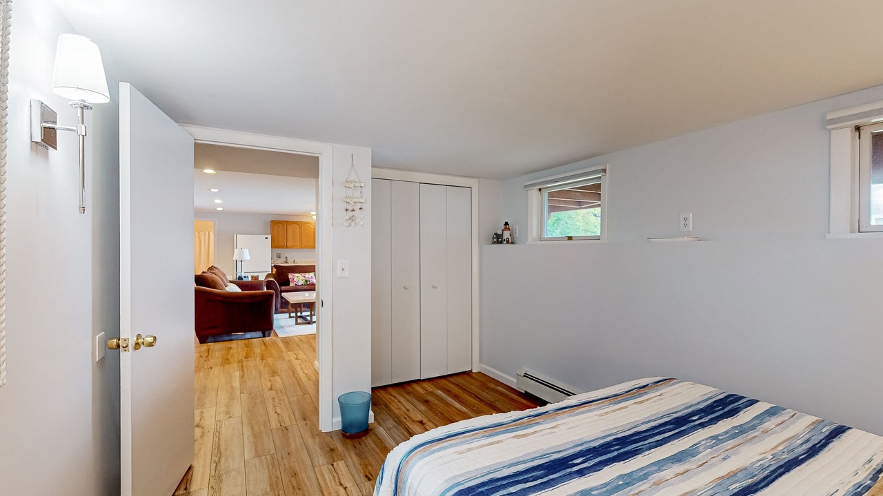 Photo of Bedroom in Raymond