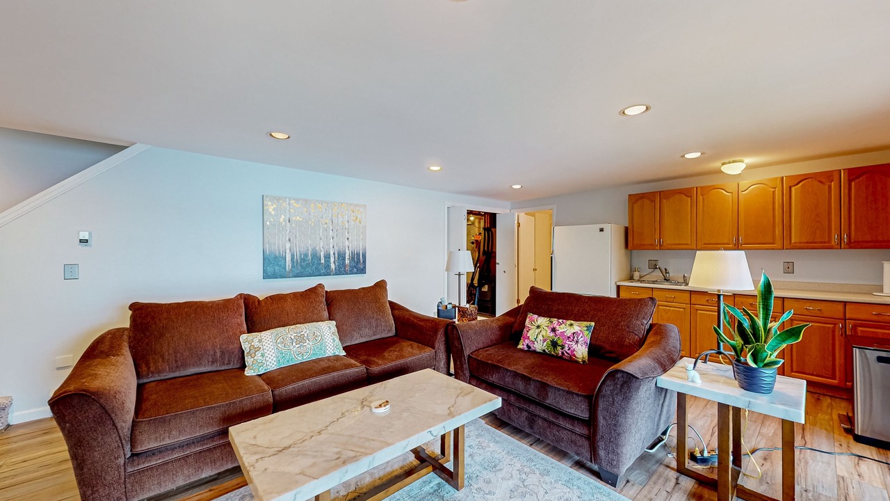 Photo of Livingroom in Raymond