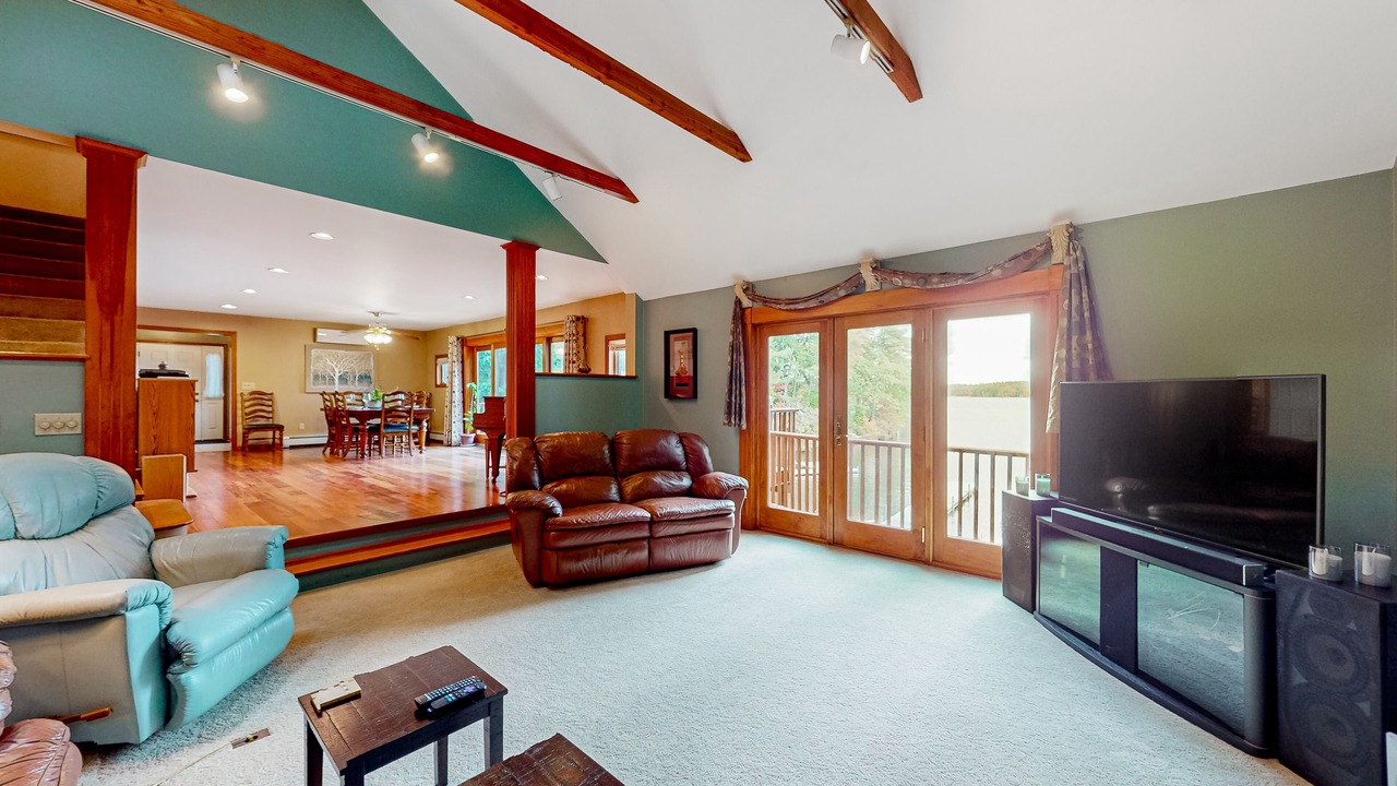 Photo of Livingroom in Raymond