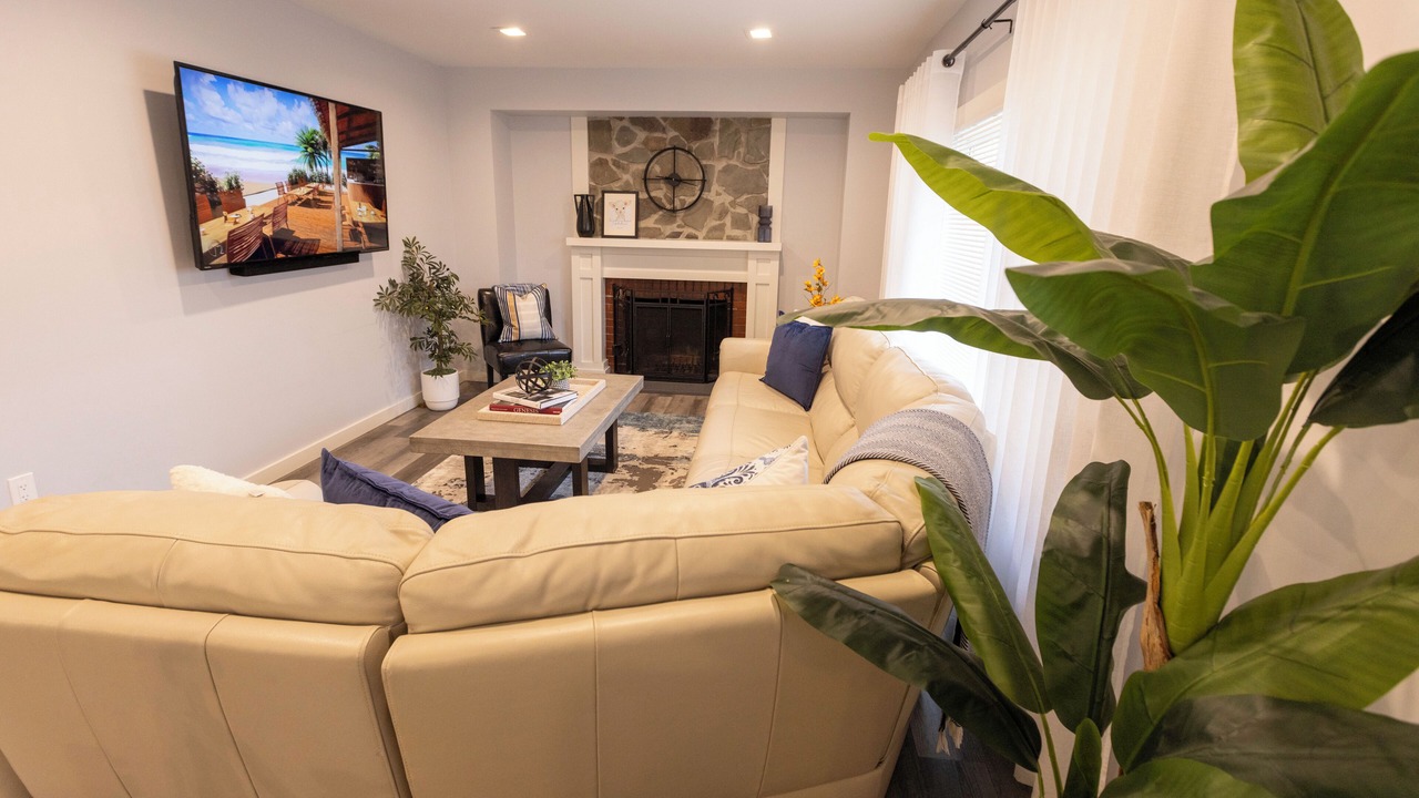 Photo of Livingroom in East Shore