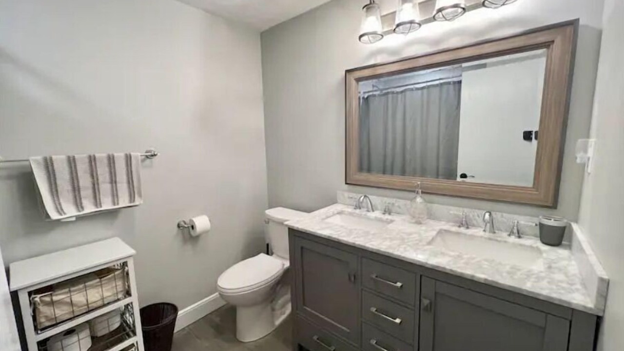 Photo of Bathroom in Reading