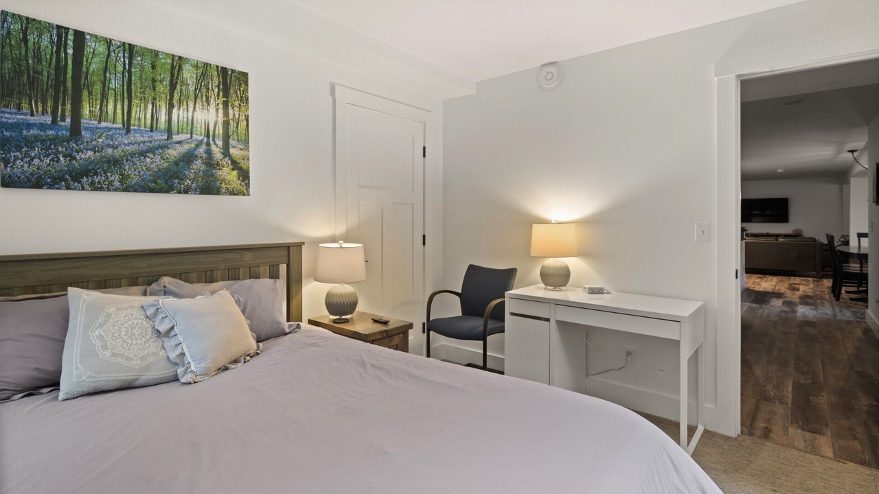 Photo of Bedroom in Warren