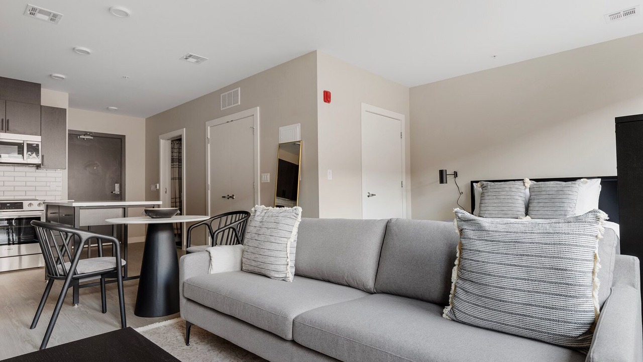 Photo of Livingroom in East Cambridge