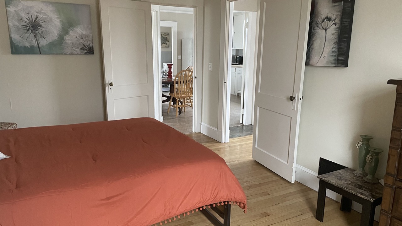 Photo of Bedroom in Salem