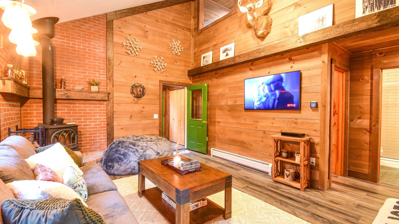Photo of Livingroom in West Dover