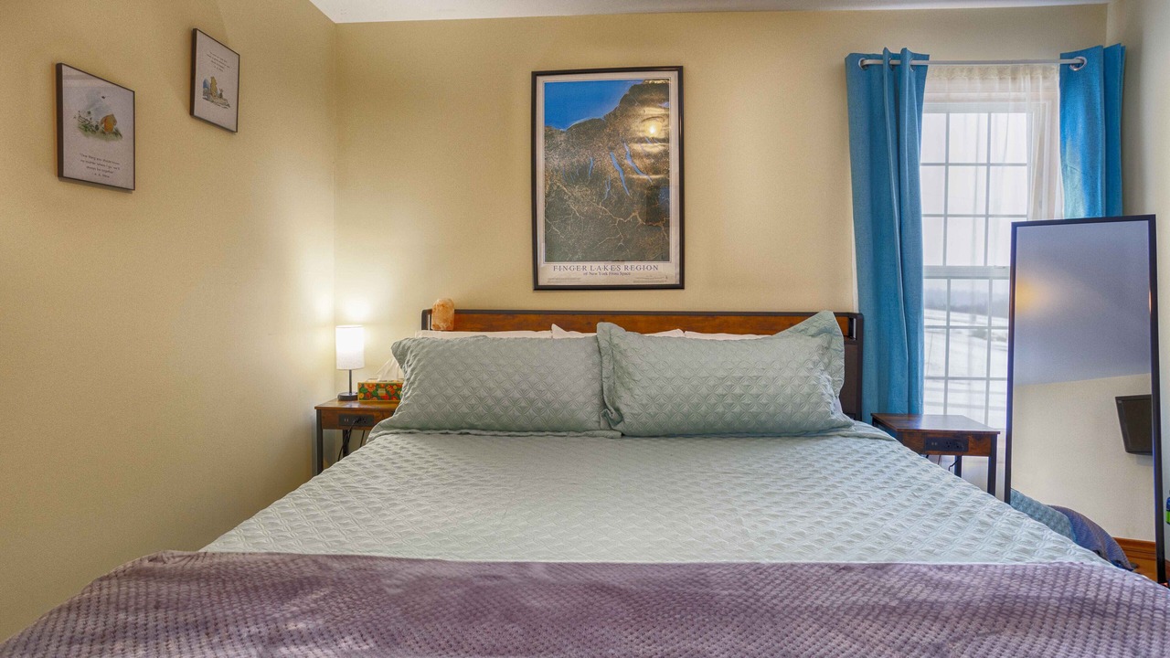 Photo of Bedroom in Hammondsport