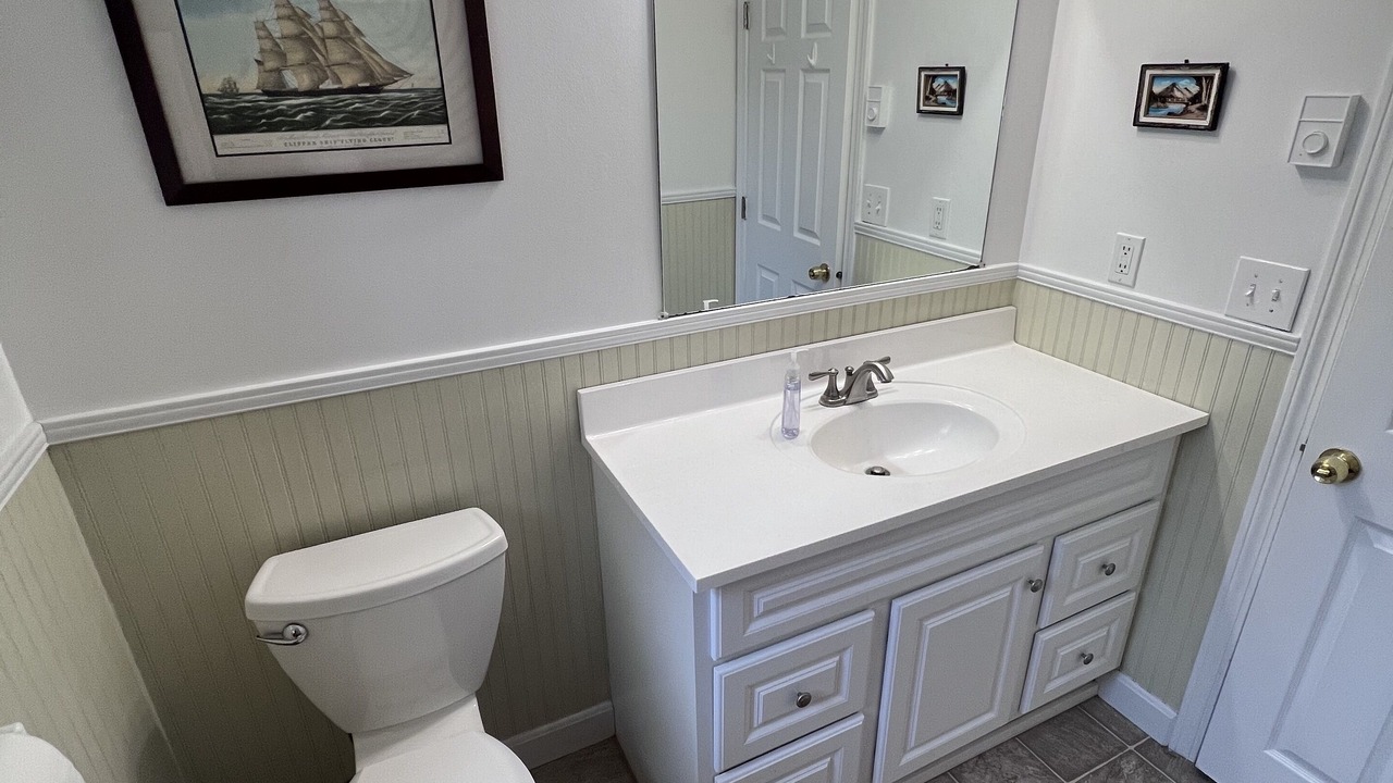 Photo of Bathroom in Old Orchard Beach