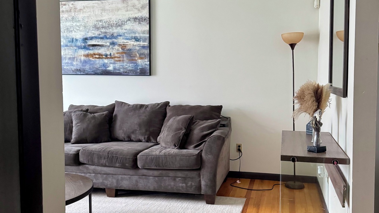 Photo of Livingroom in Albany