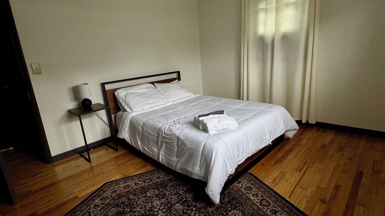 Photo of Bedroom in Albany