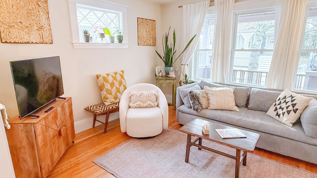 Photo of Livingroom in Medford