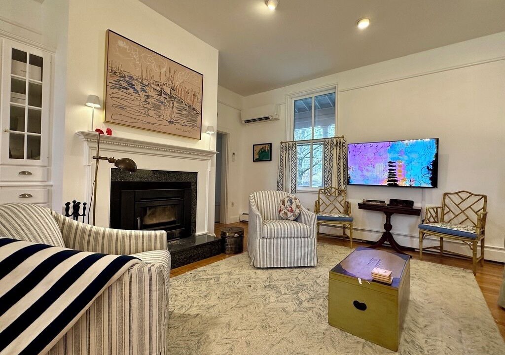 Photo of Livingroom in Portland