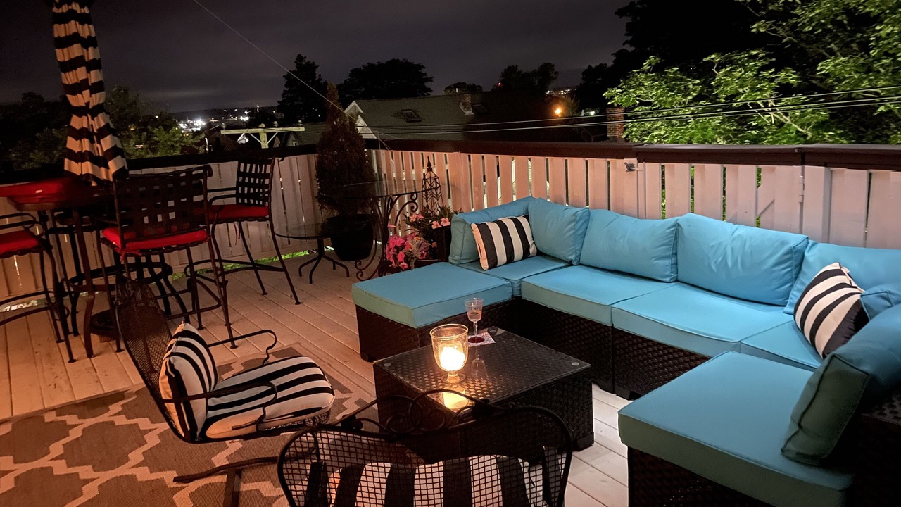 Photo of Outdoor in Bellevue Avenue Historic District
