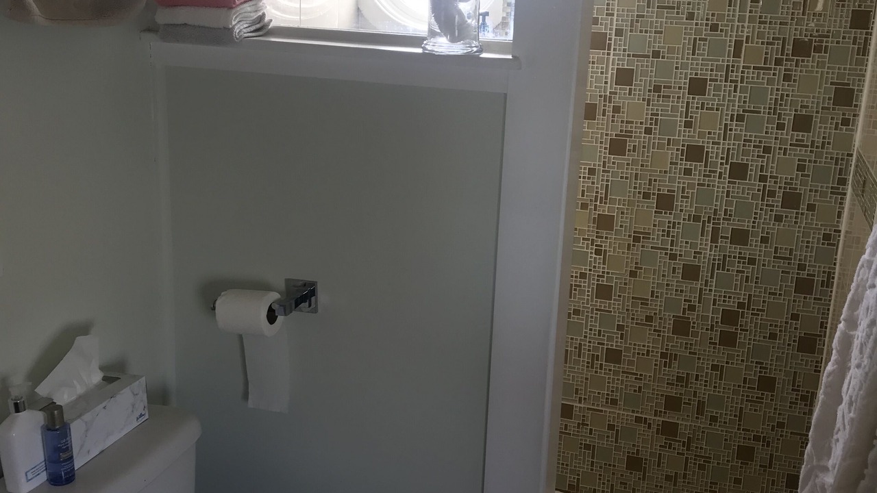 Photo of Bathroom in Bellevue Avenue Historic District
