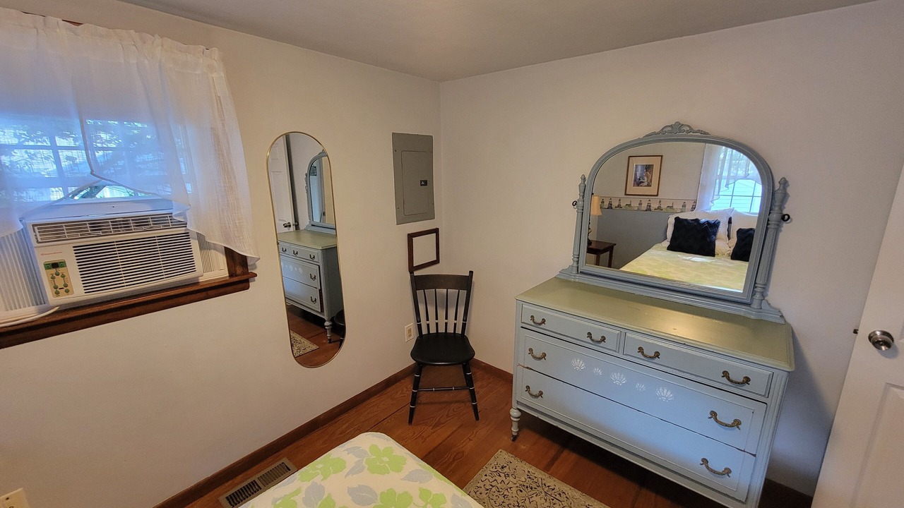 Photo of Bedroom in Narragansett