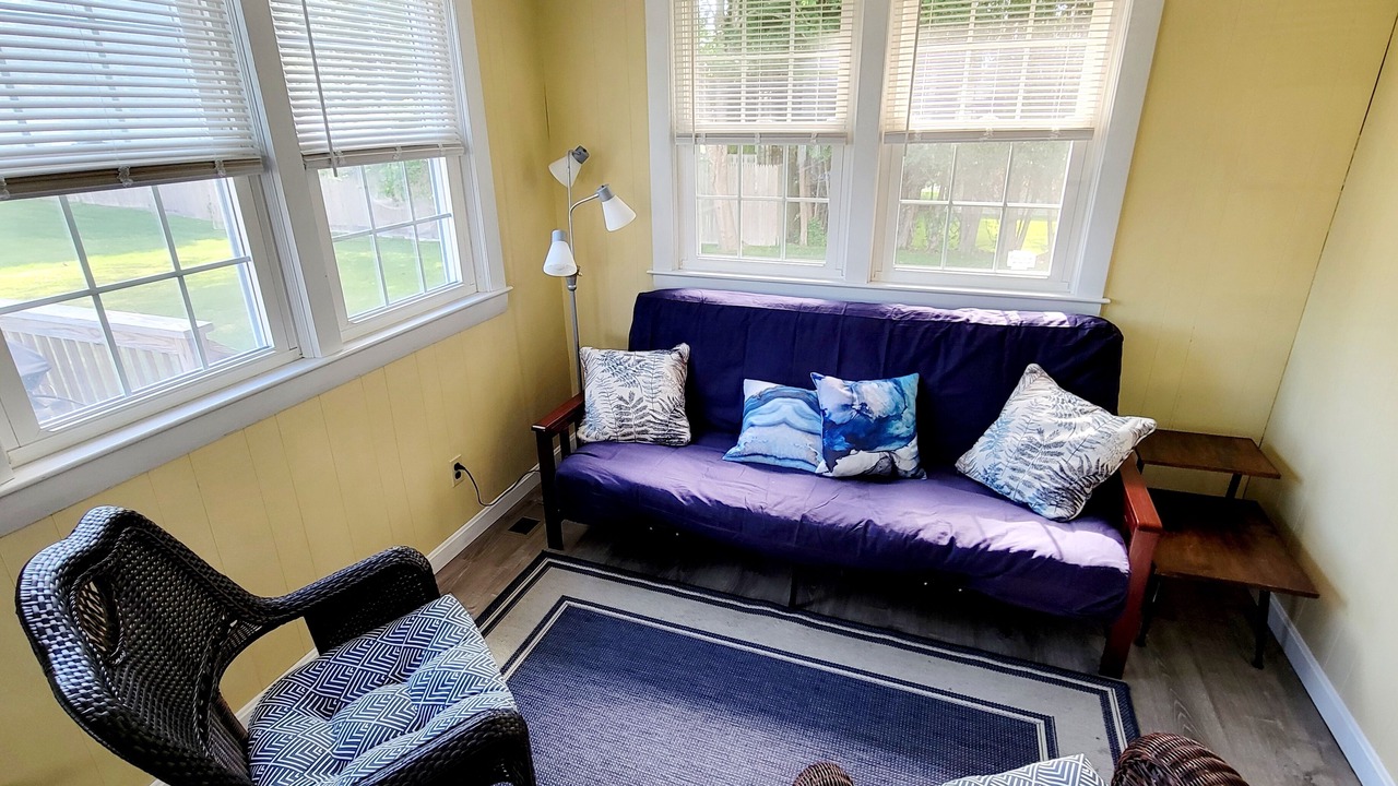 Photo of Livingroom in Narragansett