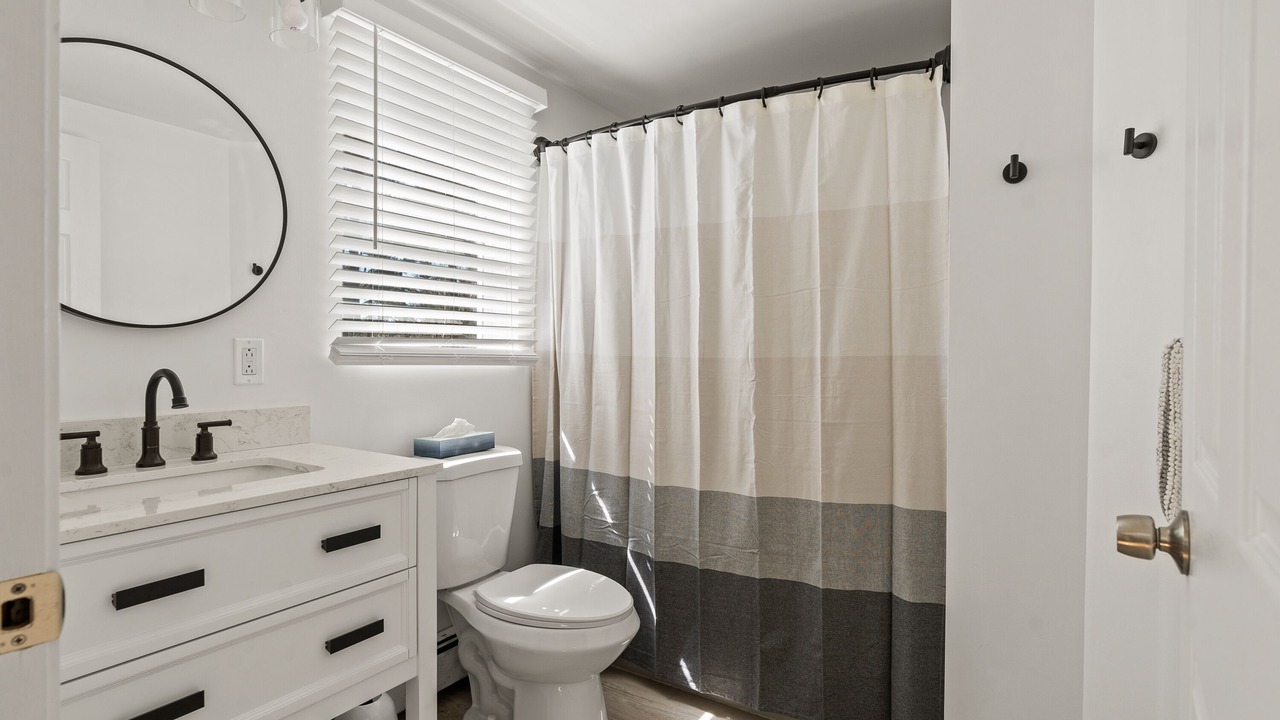 Photo of Bathroom in Ocean Park