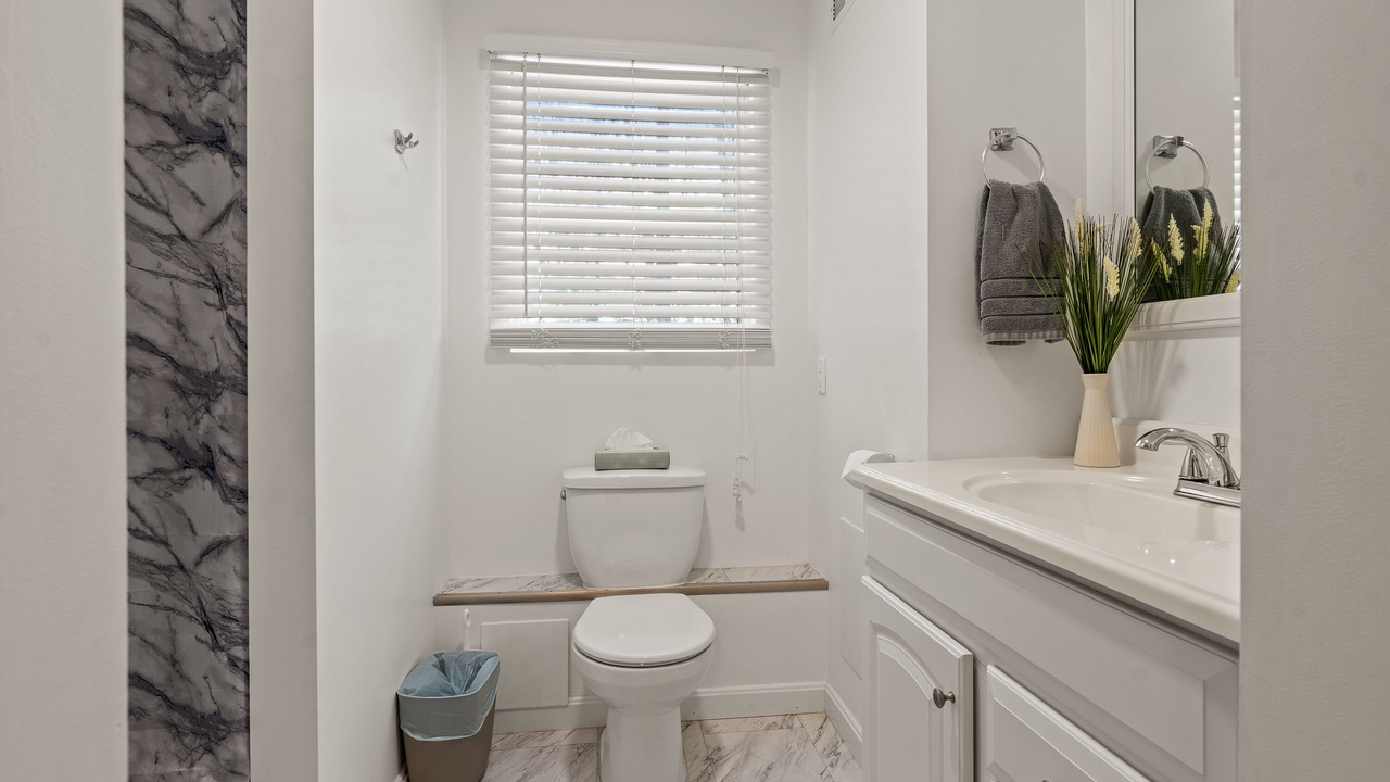 Photo of Bathroom in Ocean Park