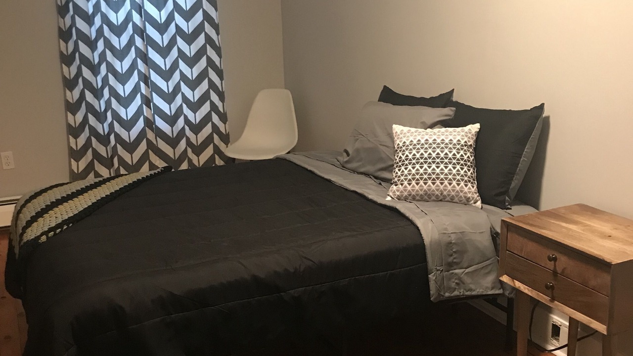 Photo of Bedroom in Warren
