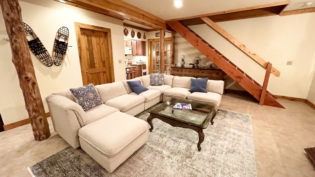Photo of Livingroom in North Conway