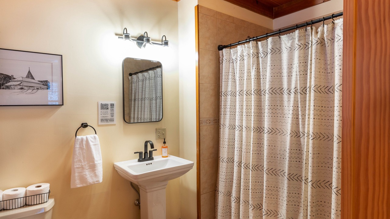 Photo of Bathroom in North Conway