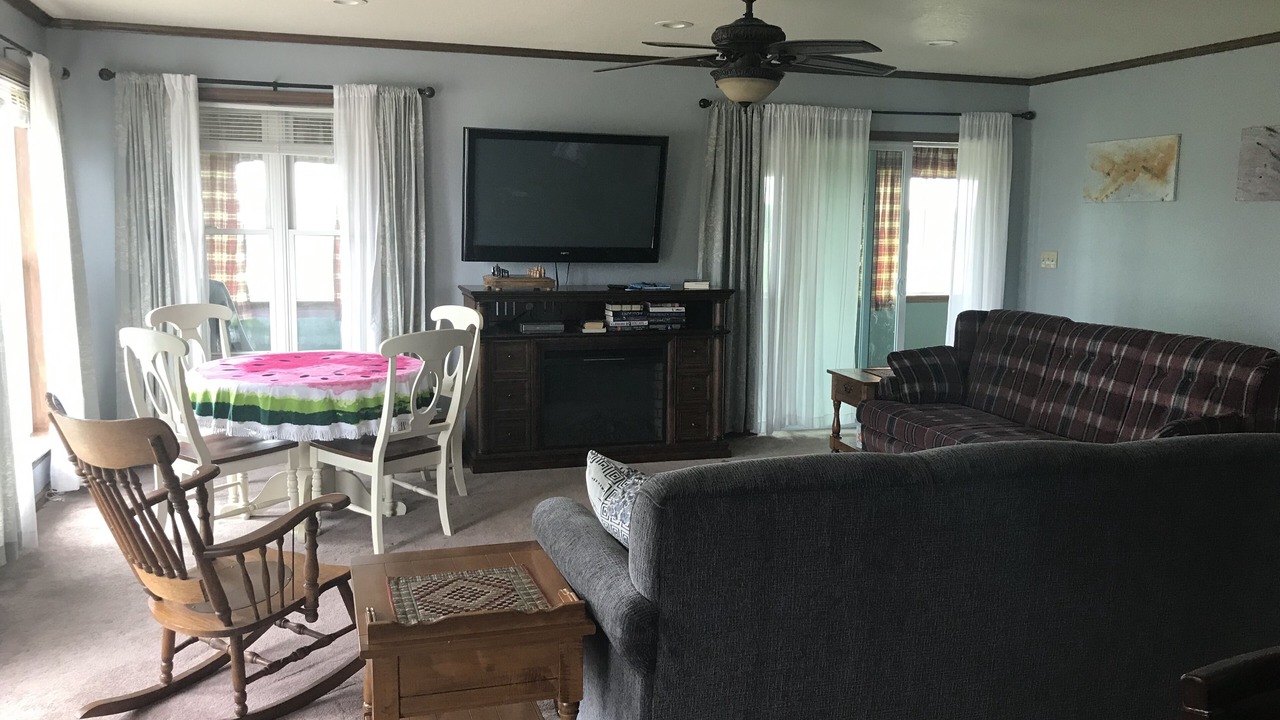 Photo of Livingroom in Cape Vincent