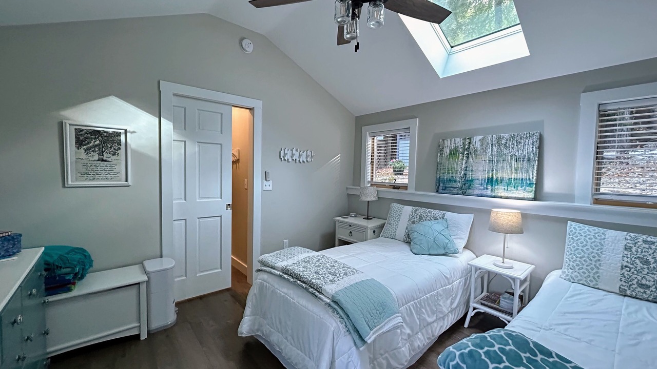 Photo of Bedroom in New Durham