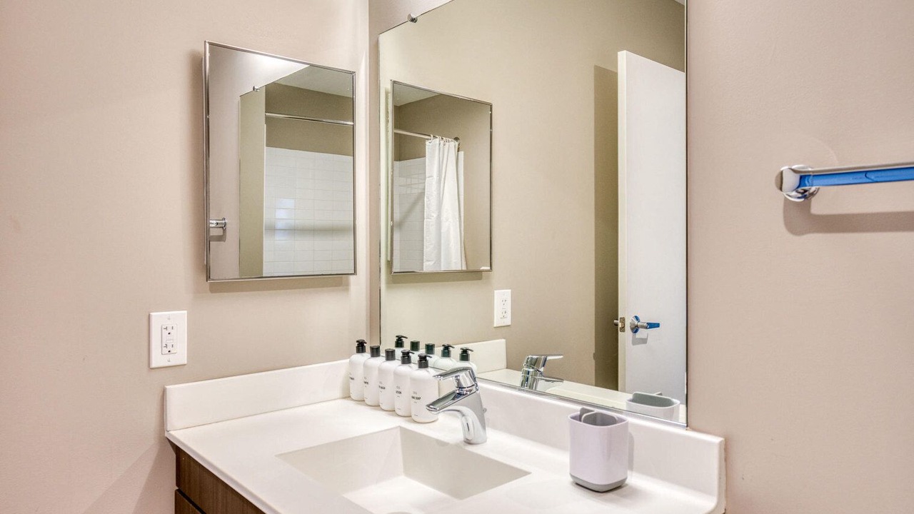Photo of Bathroom in West End
