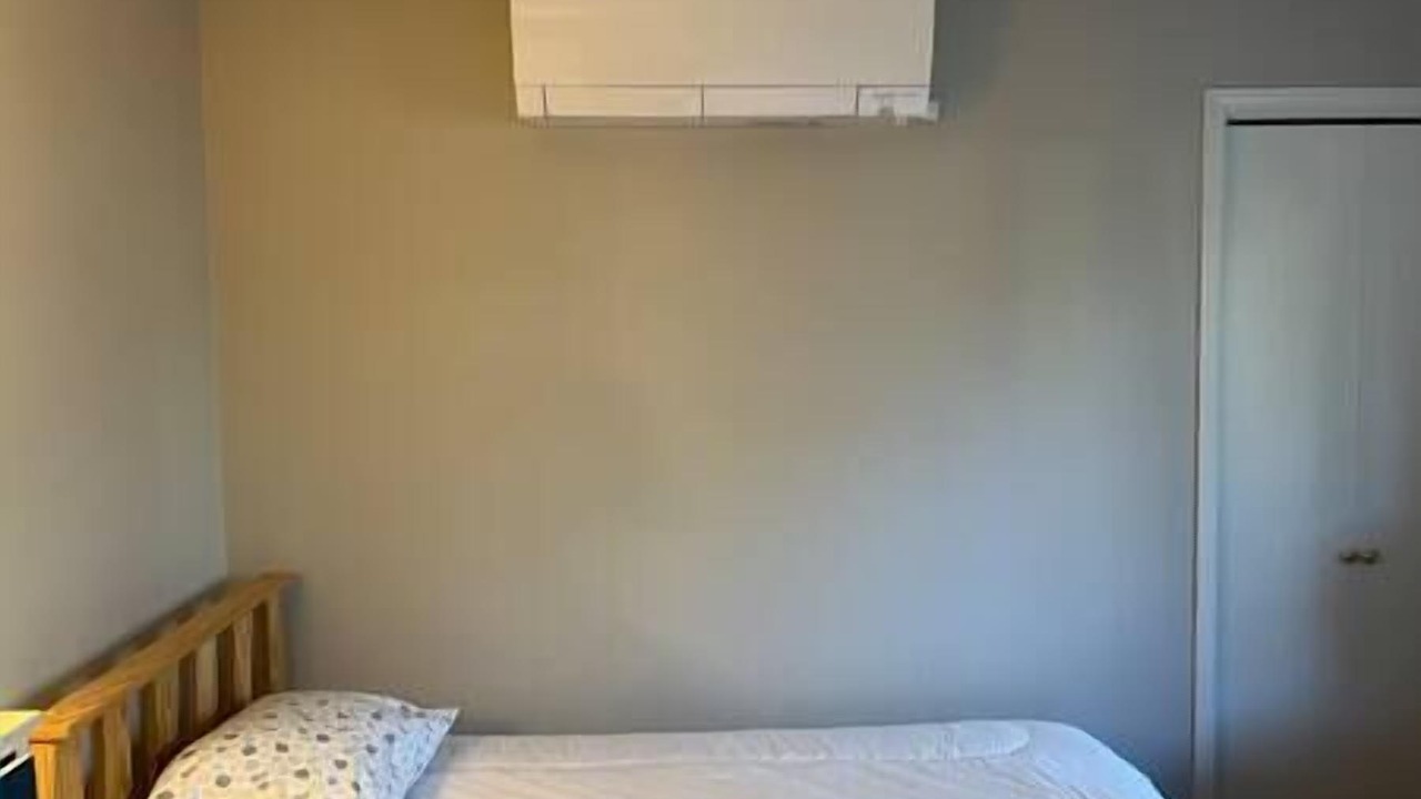 Photo of Bedroom in York Beach