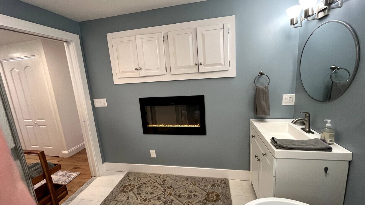 Photo of Bathroom in Gaylordsville
