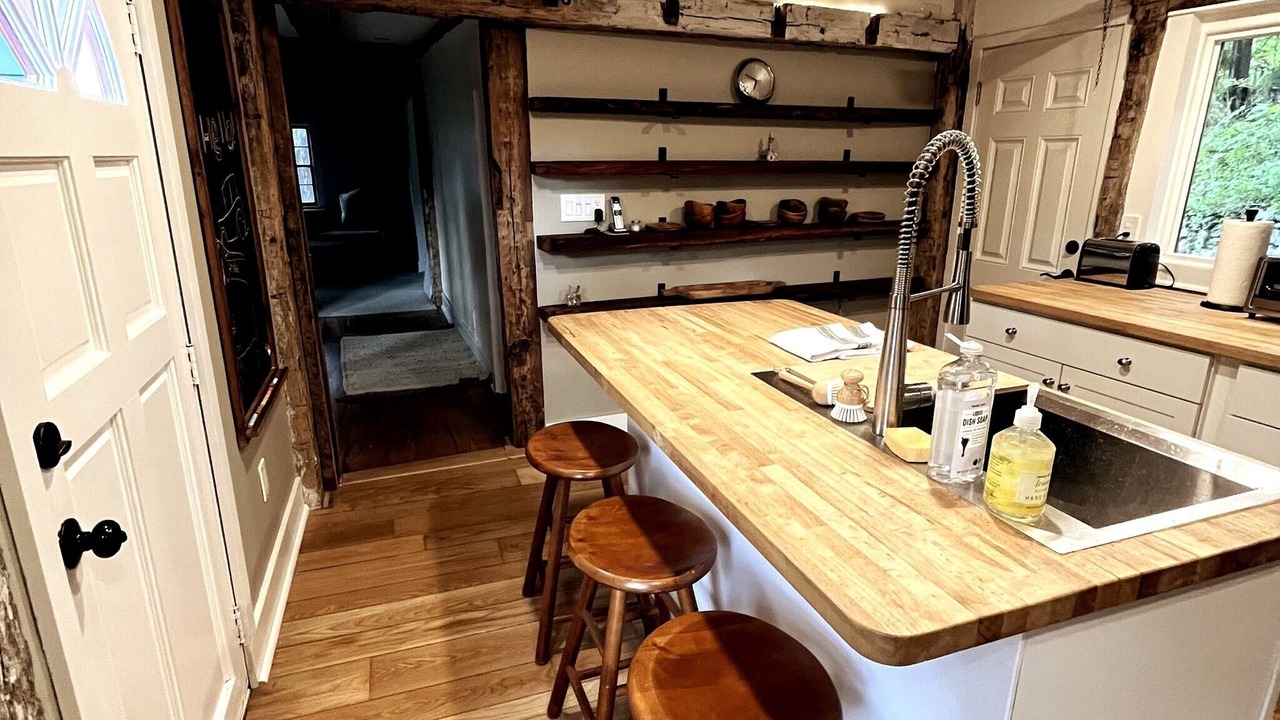 Photo of Kitchen in Gaylordsville