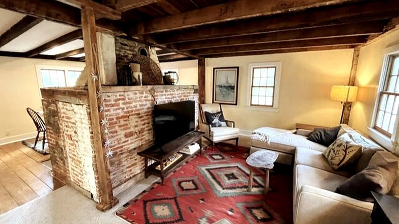 Photo of Livingroom in Gaylordsville