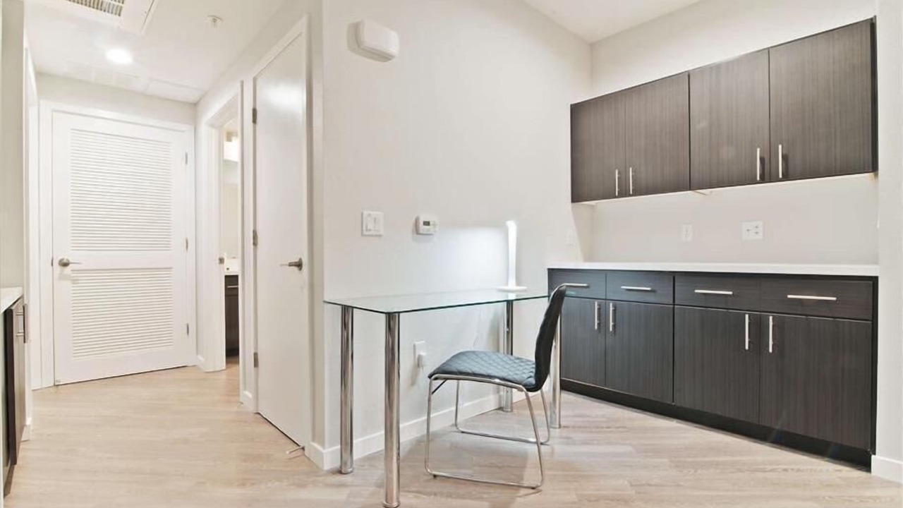 Photo of Bedroom in Seaport District